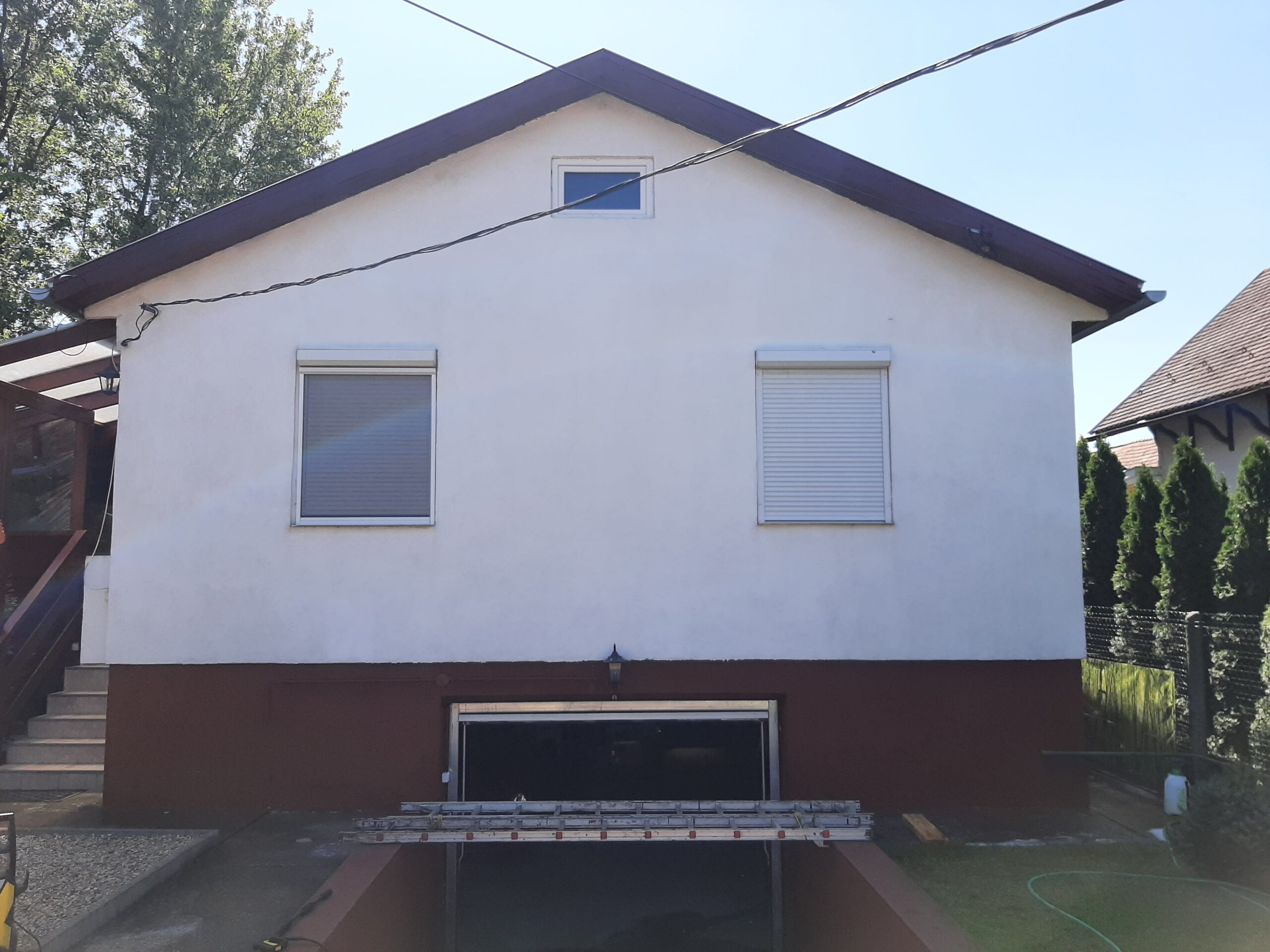 Dobcsik Kft - Ablaktisztítás és napelem tisztítás